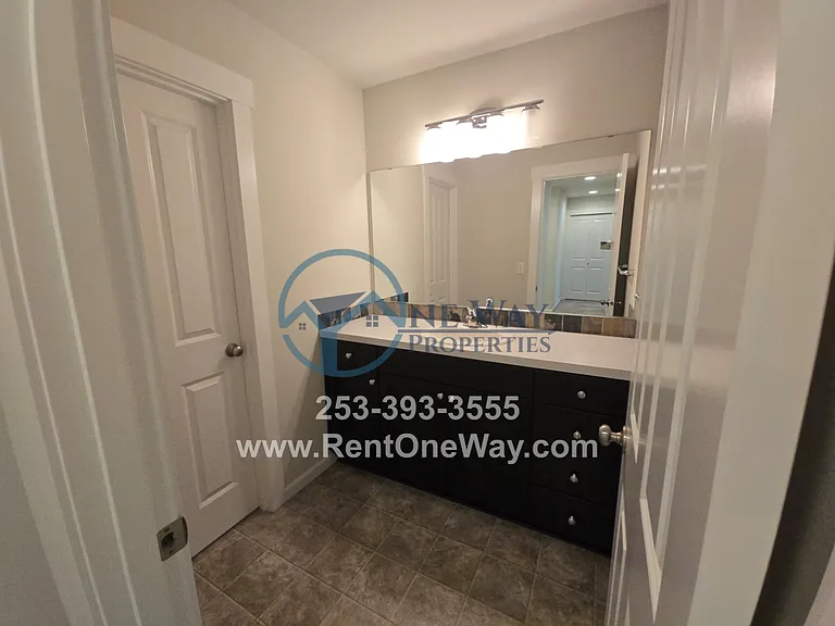 10518 191st Street Ct E — Photo 11
