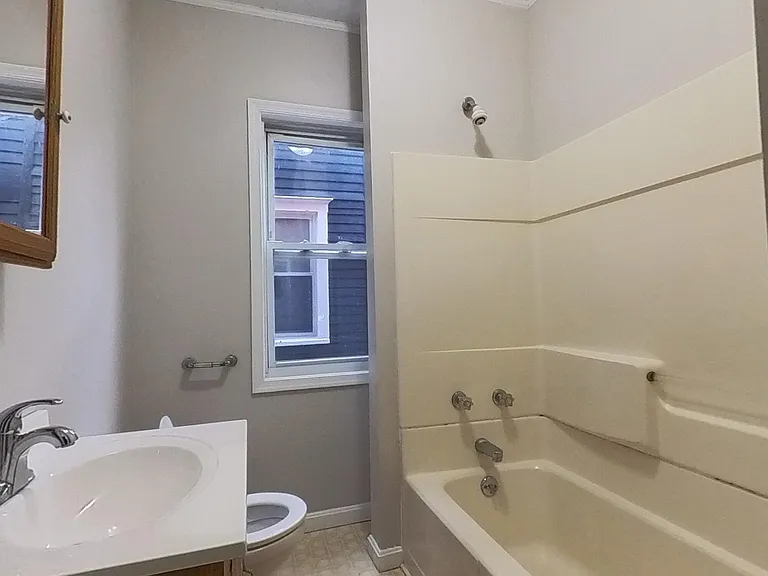 1715 Sanderson Ave #1 — Photo 13