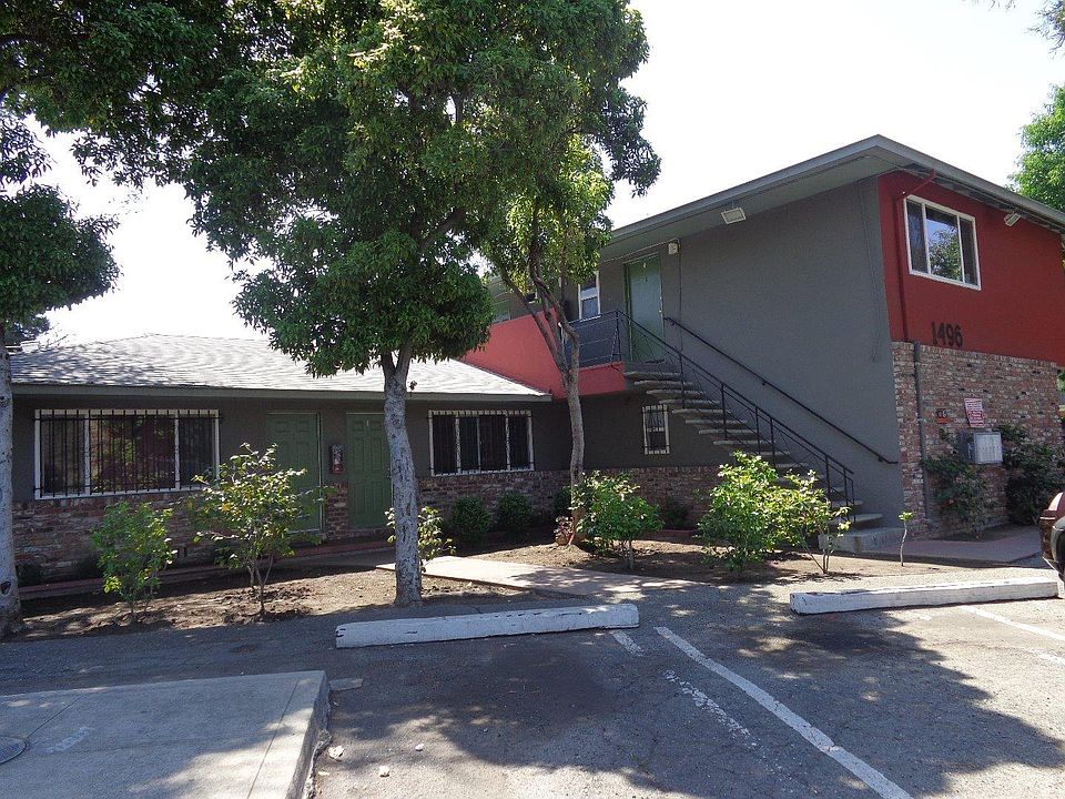 2nd image of 1496 W Bayshore Rd
