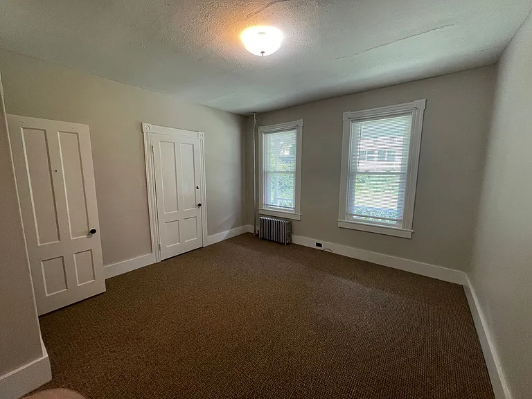 105 Friend St — Photo 6