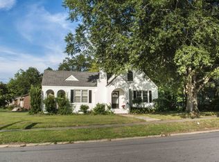 1312 Calhoun St, Newberry, SC 29108