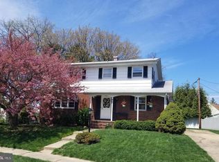 4 Overpark Ct, Parkville, MD 21234