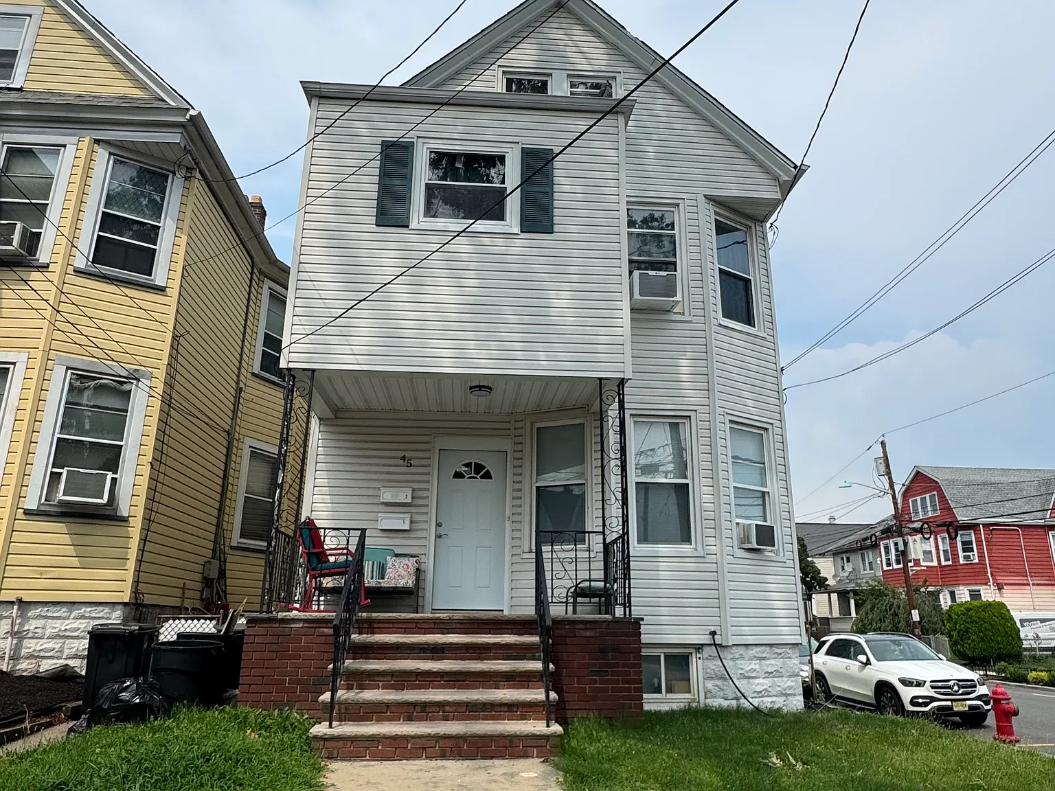 45 Rutland Ave — Photo 1