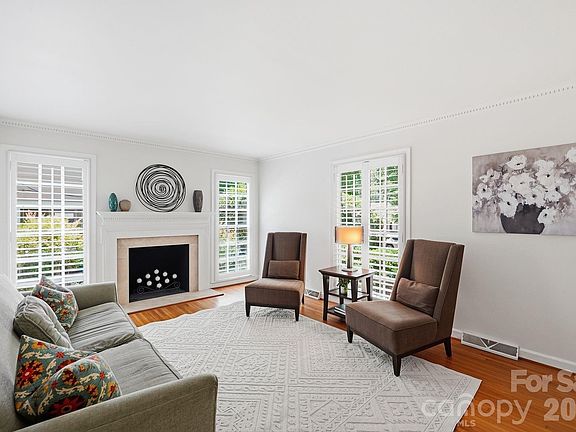 4th image of 3635 Severn Ave