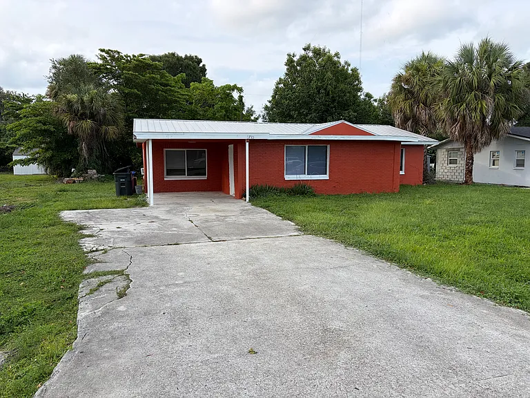3715 Highland Ave — Photo 1