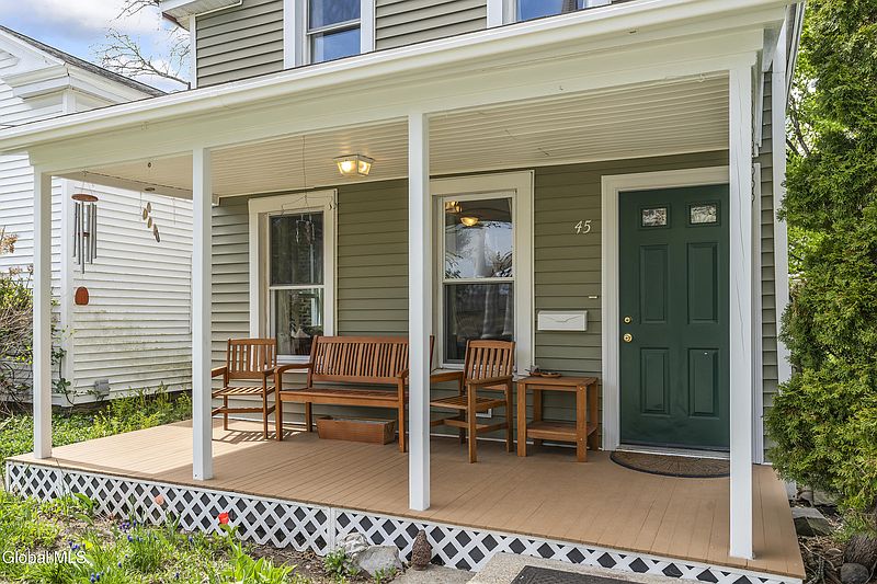 5th image of 45 Pearl Street