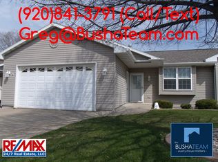 48 Spencer Village Ct, Appleton, WI 54914