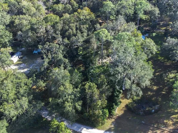 120 Southeast Ln, Webster, FL 33597