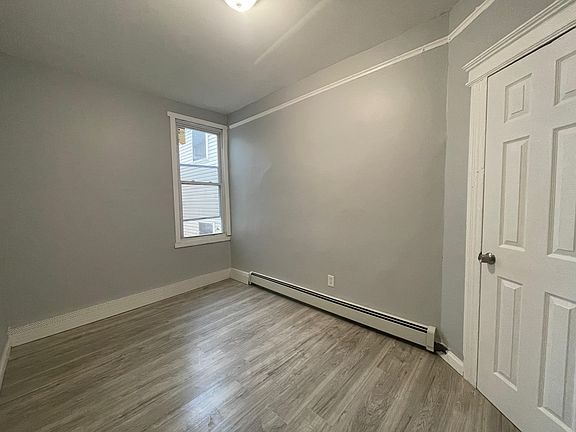 4th image of 803 2nd Ave #29E