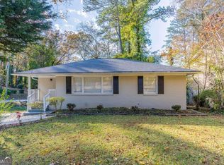 2301 Delowe Dr, East Pt, GA