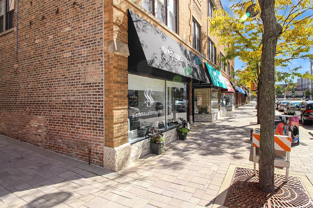 Building Photo - 125 N Addison Ave #3