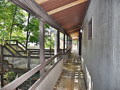 1722 Treetop Trl APT D, Akron, OH, 44313