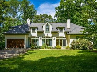 6 Pleasant St, Dover, MA 02030