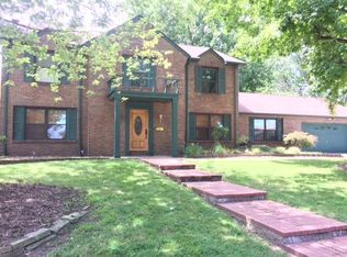 903 Indian Springs Rd, O'Fallon, IL 62269