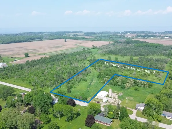 County Road R #A2, Oshkosh, WI 54902