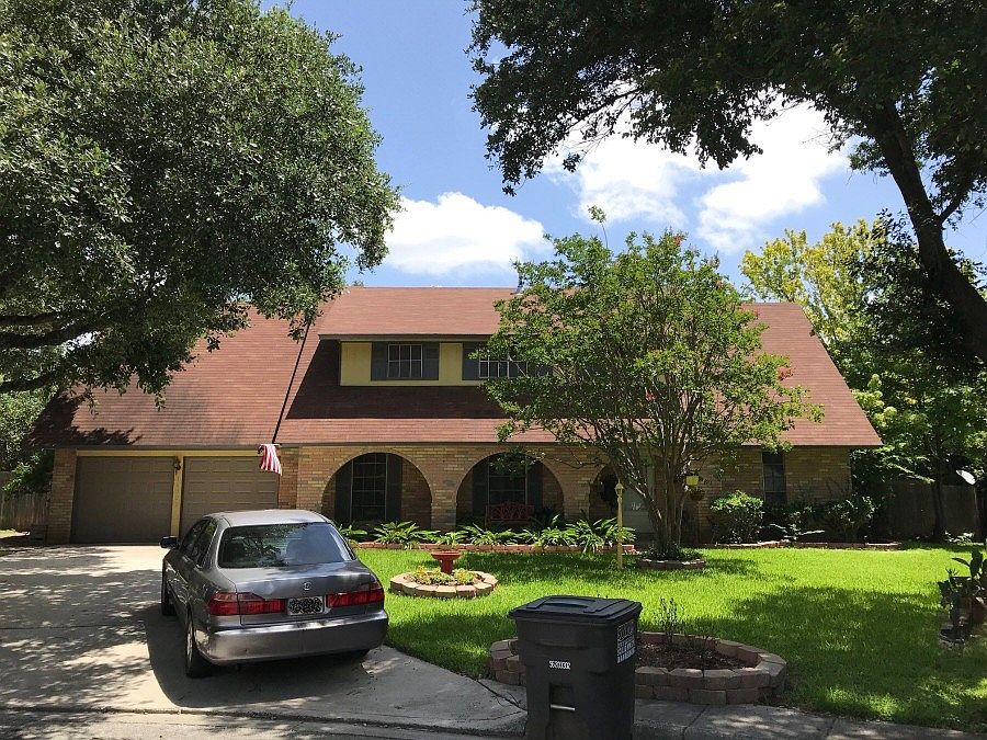 1st image of 16322 Deer Pass St