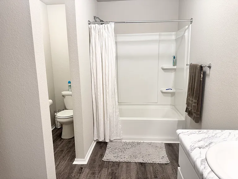 8616 Eastwood Creek Dr — Photo 15