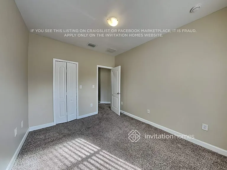 15050 SW 9th Ter — Photo 12
