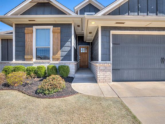3rd image of 3708 Palisade Ln