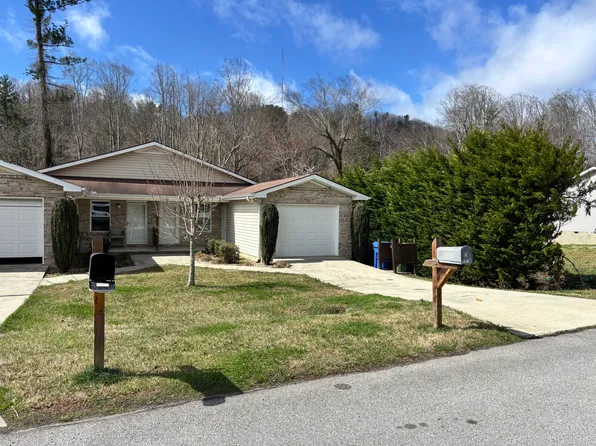 14 Cornerstone Way #2, Hendersonville, NC 28791