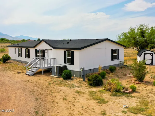8303 E Sacred Path Rd, Hereford, AZ 85615
