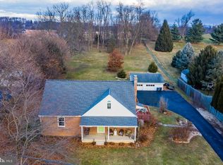 325 W 1st St, Boiling Springs, PA 17007