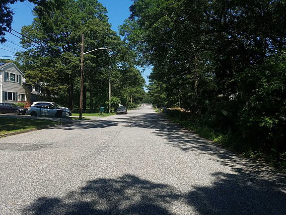 5th image of 453 Lockwood Dr