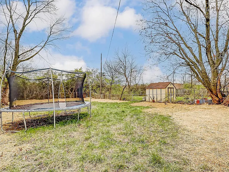 3505 Penfield Rd — Photo 15