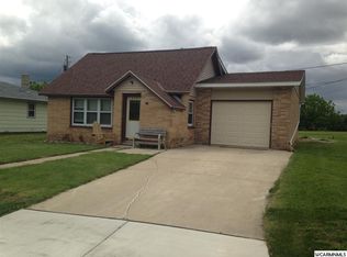 610 Milkyway St S, Cosmos, MN 56228