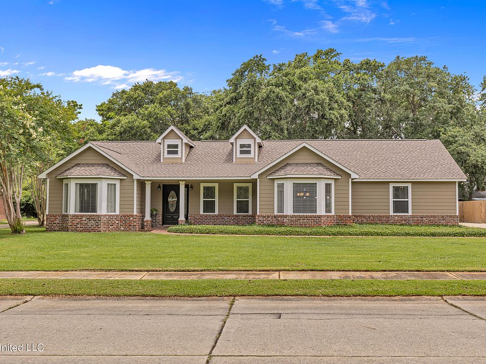 1st image of 3805 Cabildo Pl