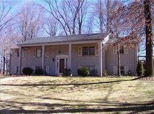 7255 Northview Dr, Wadsworth, OH 44281