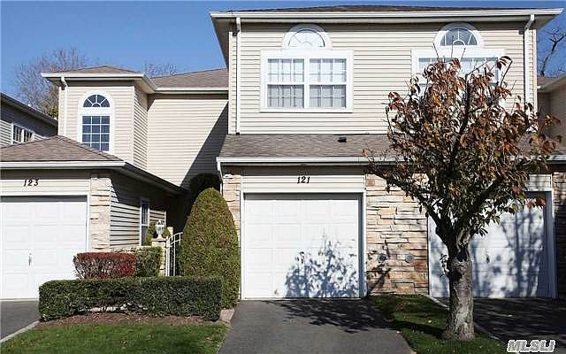 1st image of 121 Windwatch Dr
