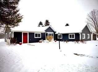 5399 Durfee Rd, Eaton Rapids, MI 48827