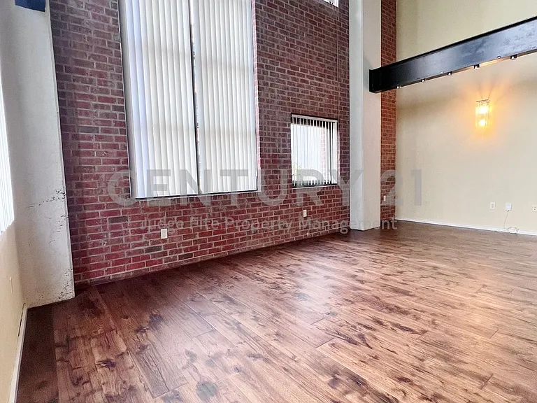 3110 Thomas Ave #340 — Photo 2