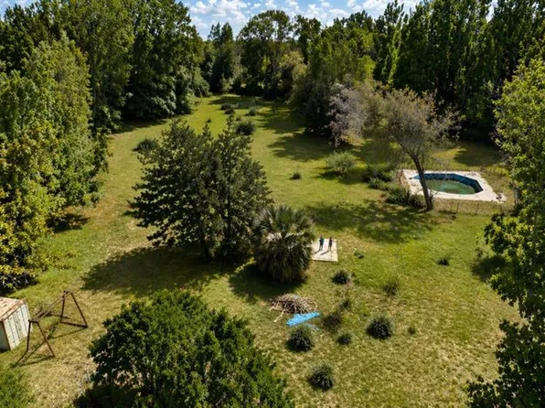 8850 NW 160th St, Trenton, FL 32693