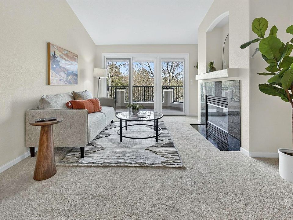 1st image of 540 Mohawk Dr #18