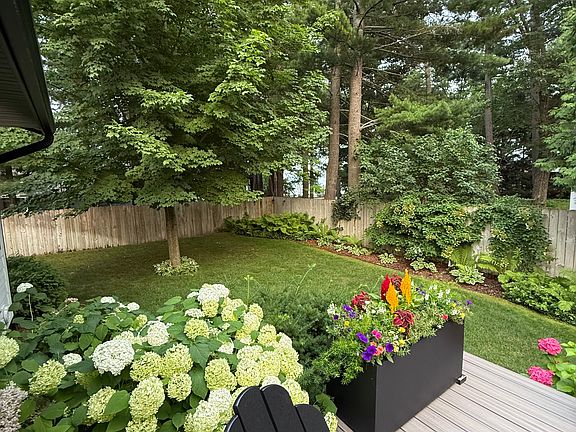 3rd image of 2214 Kewaunee Dr