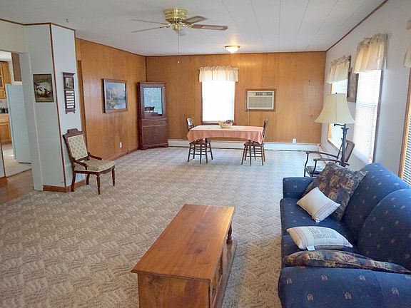 3rd image of 213 South Juniper Street