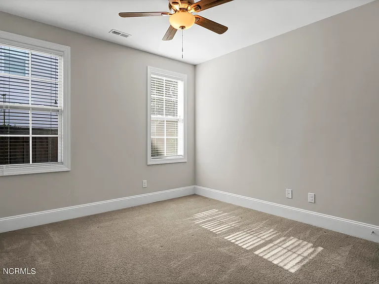 804 Ovates Ln — Photo 23