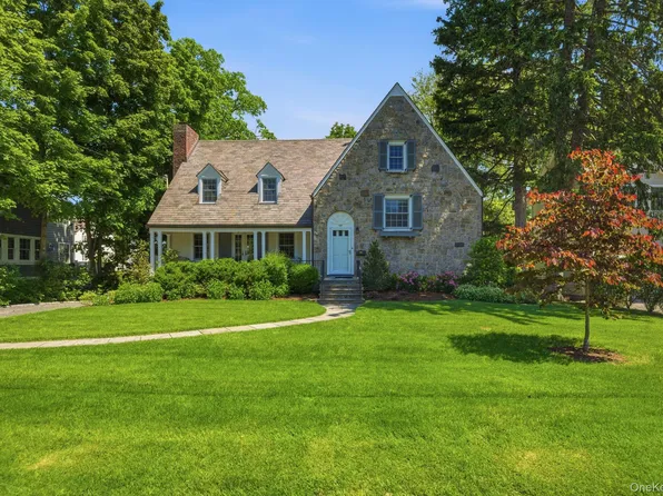 69 Tunstall Road, Scarsdale, NY 10583