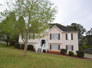 35 Lenox Ct, Hiram, GA