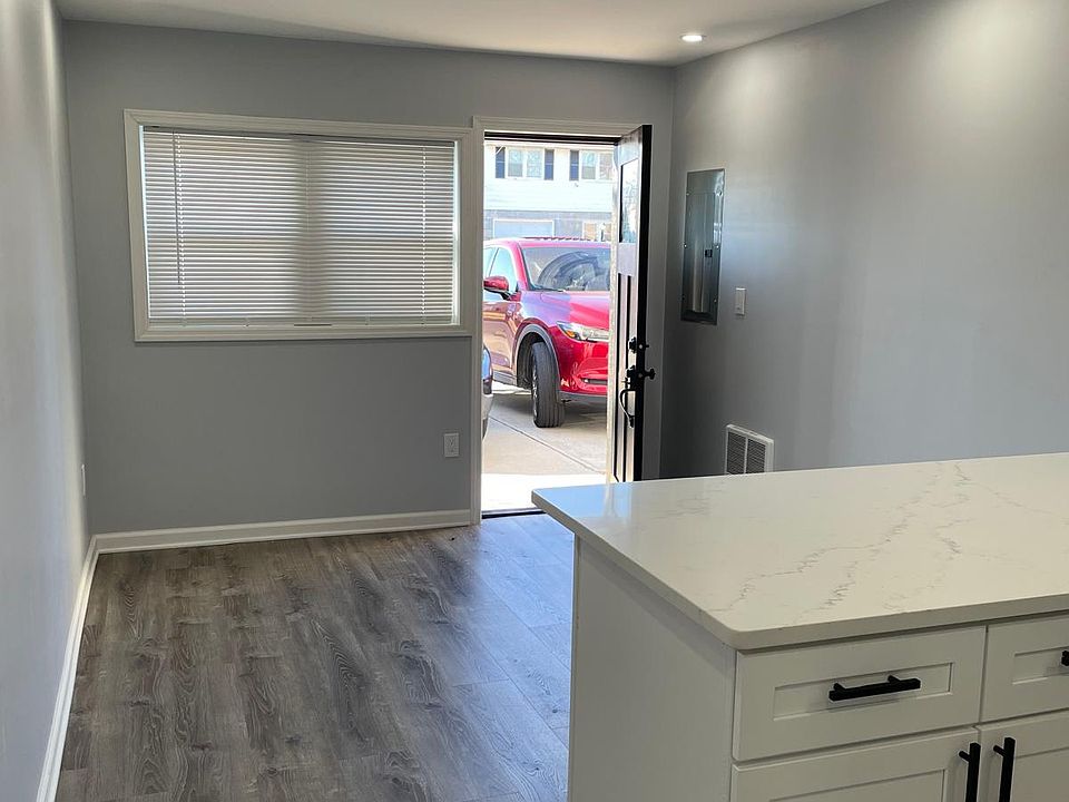 1st image of 5217 Terrace Ave