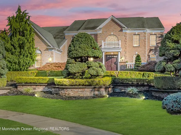 42 Witherspoon Way, Marlboro, NJ 07746