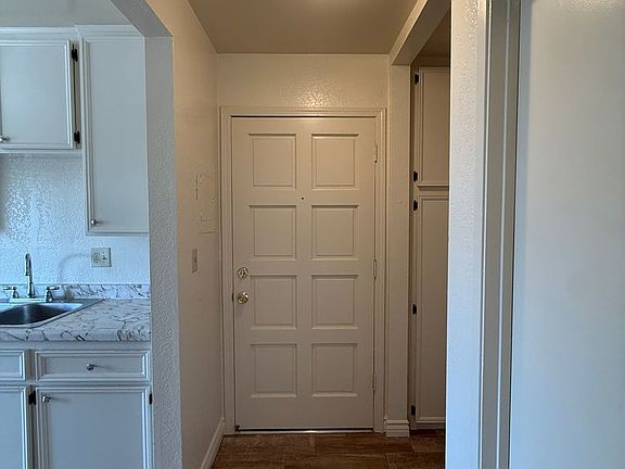 5th image of 412-416 S Oakley Ave #412D