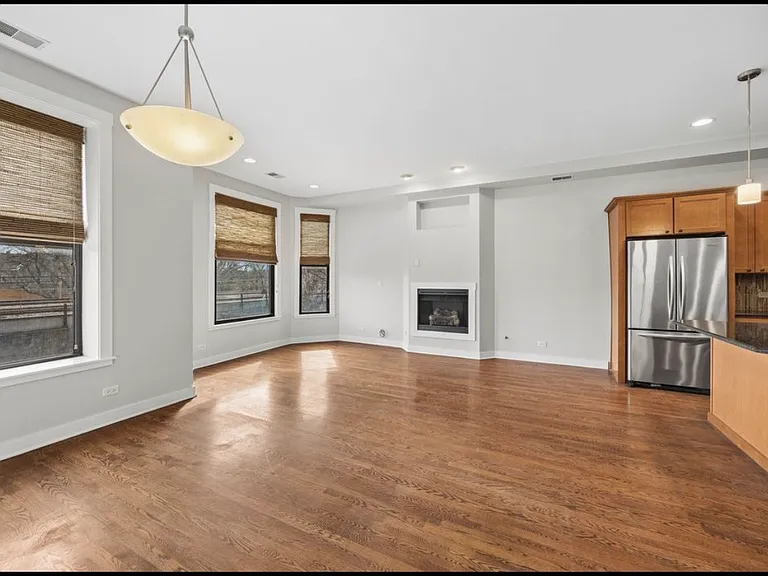 812 North Blvd #201 — Photo 2
