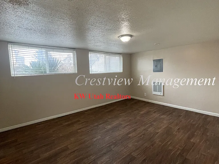 Lindell Fourplex — Photo 9