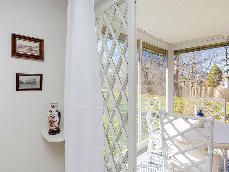 21 Ochre Ln — Photo 33