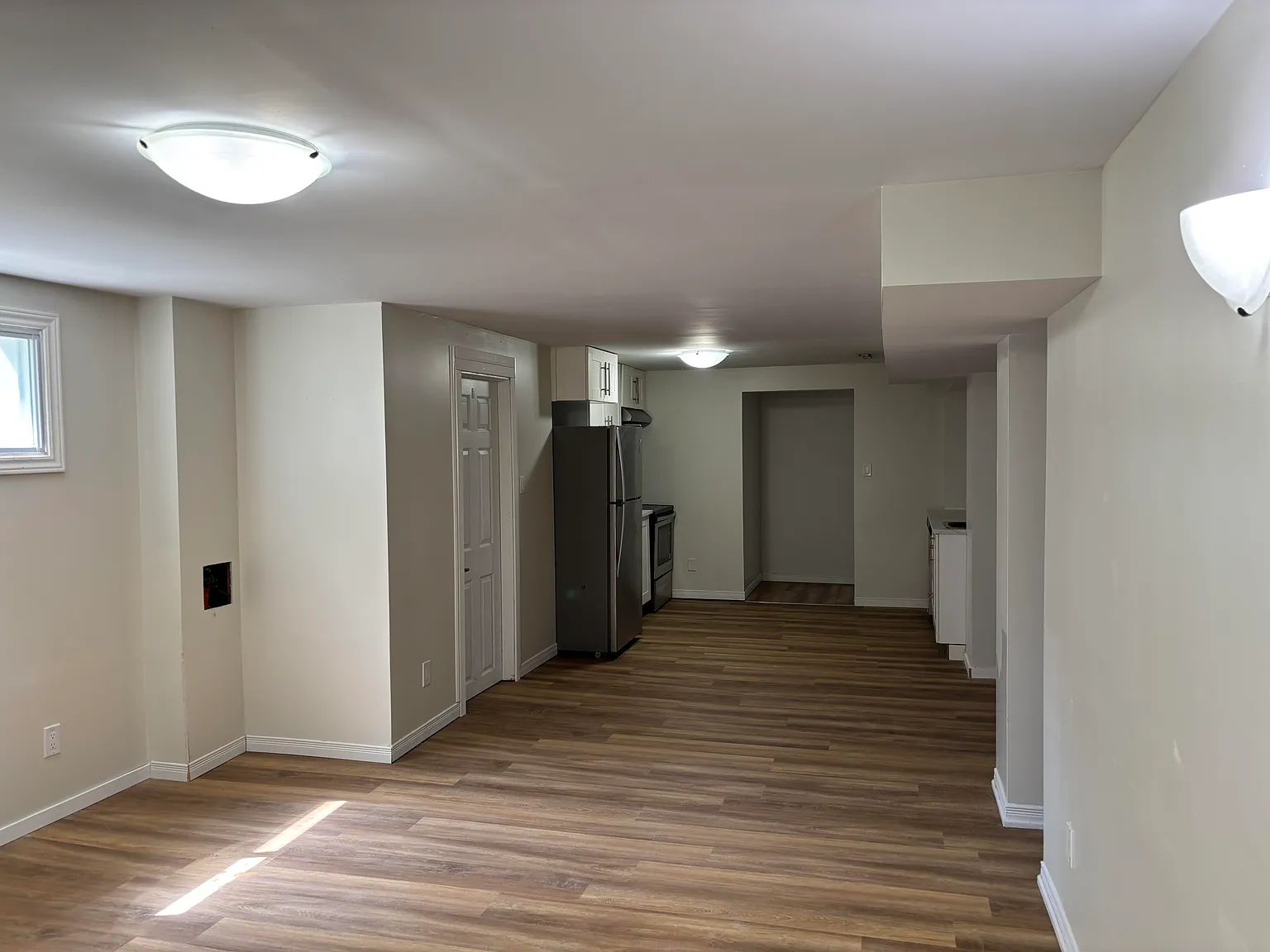 40 Barron Street, Lower Unit, Welland — Photo 3