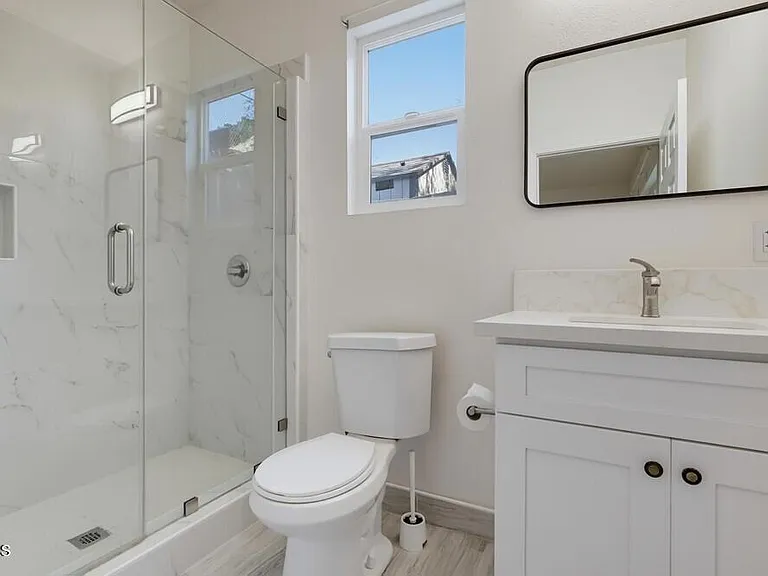 416 Sinclair Ave #A — Photo 16