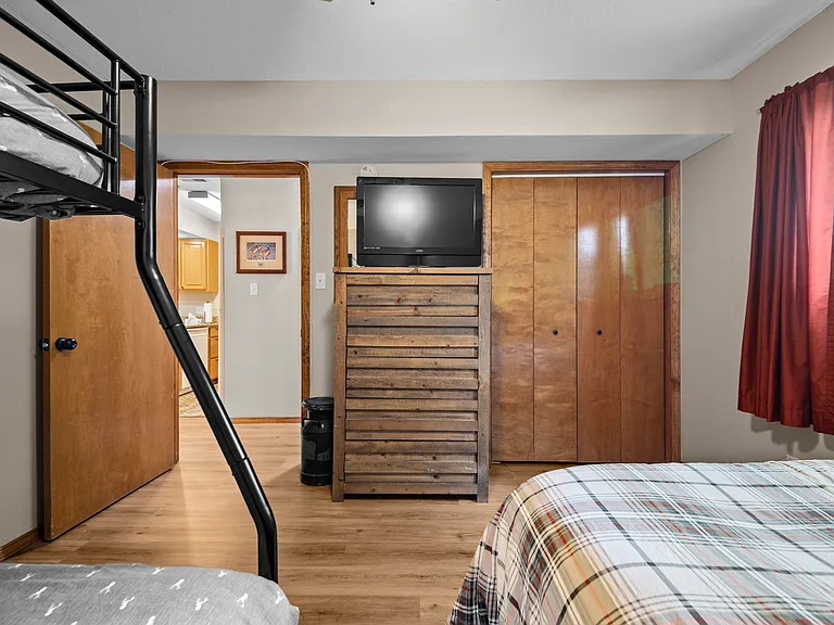 437 Notch Ln #5 — Photo 14